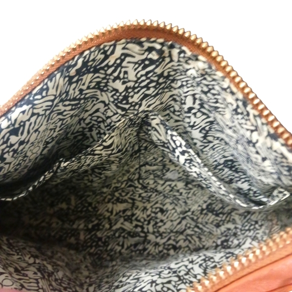 Rebecca Minkoff Tan Leather MAC Crossbody Bag - Picture 6 of 11